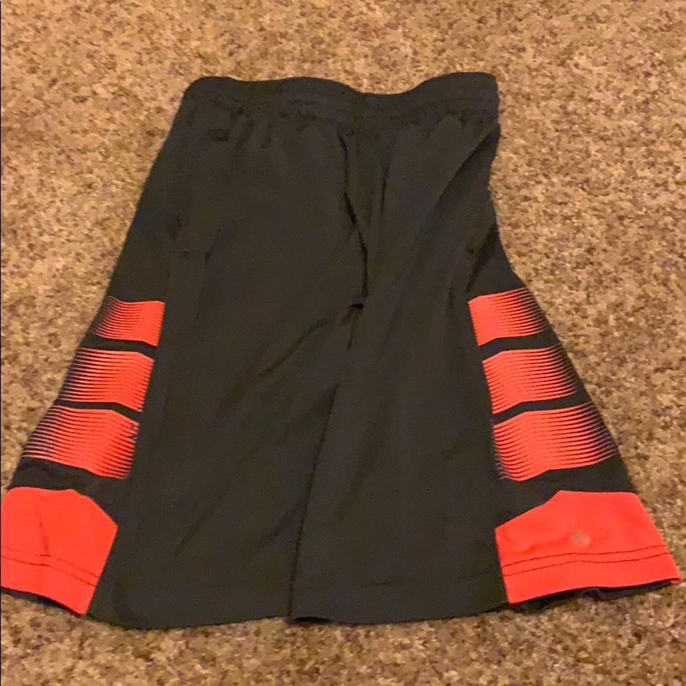 gray and orange shorts // jcpenneys